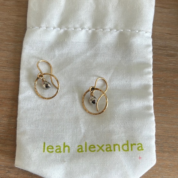 Leah Alexandra earrings - Picture 1 of 3